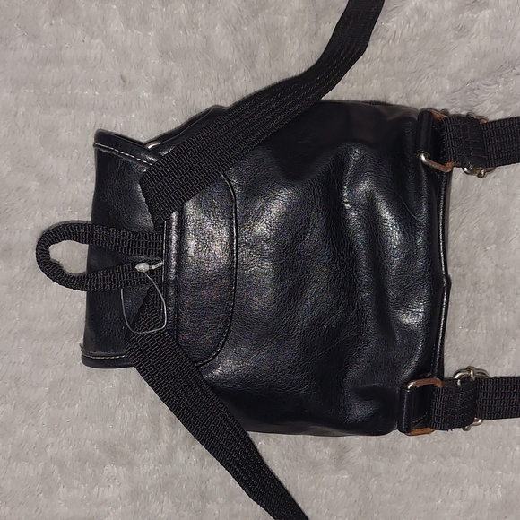 Charter club mini soft leather backpack - Picture 4 of 9